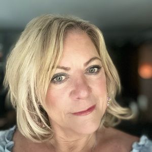 Meet your Posher, Joanne